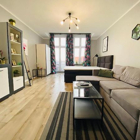 Apartament Flaming Z Balkonem - Scisle Centrum Naprzeciwko Pkp I Pks - Self Check In - Darmowy Parking - Pozne Wymeldowanie - Wystawiamy Fv Ополе Экстерьер фото
